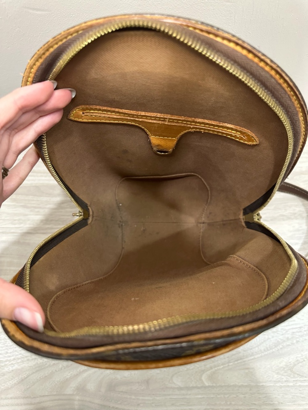 Louis Vuitton Monogram Ellipse Backpack - Picture 4 of 12